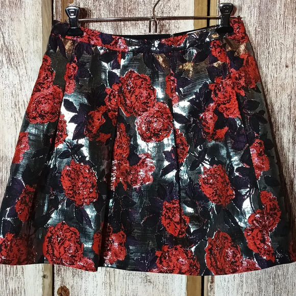 J. Crew jacquard floral metallic purple red pleated glamorous bold mini 2 - Picture 1 of 8